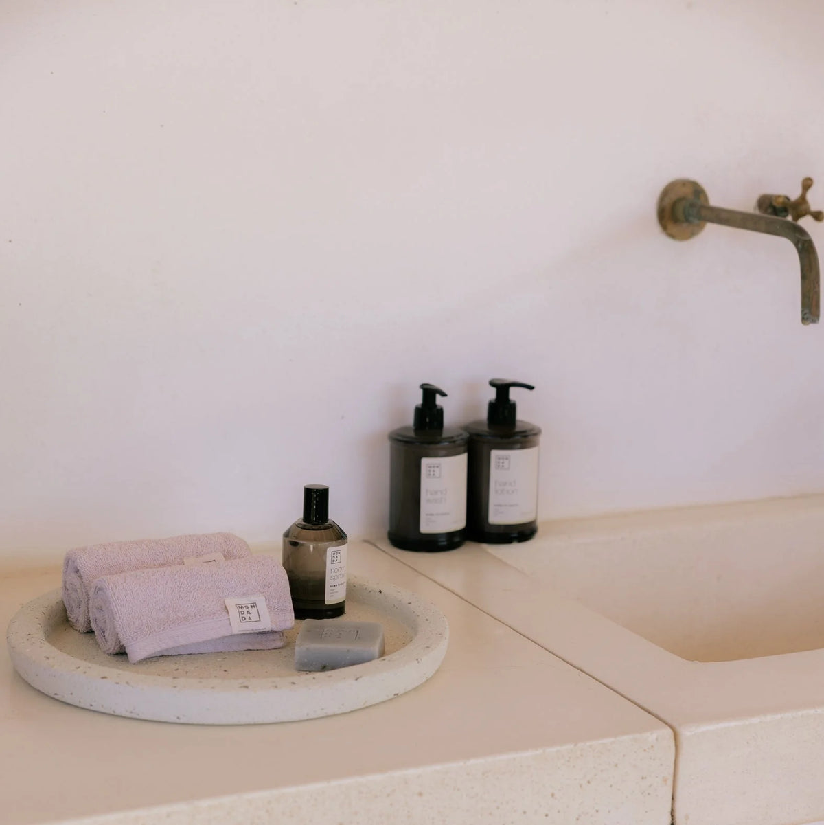 Giftset hand wash+ lotion (Black Sea) - MONDADA