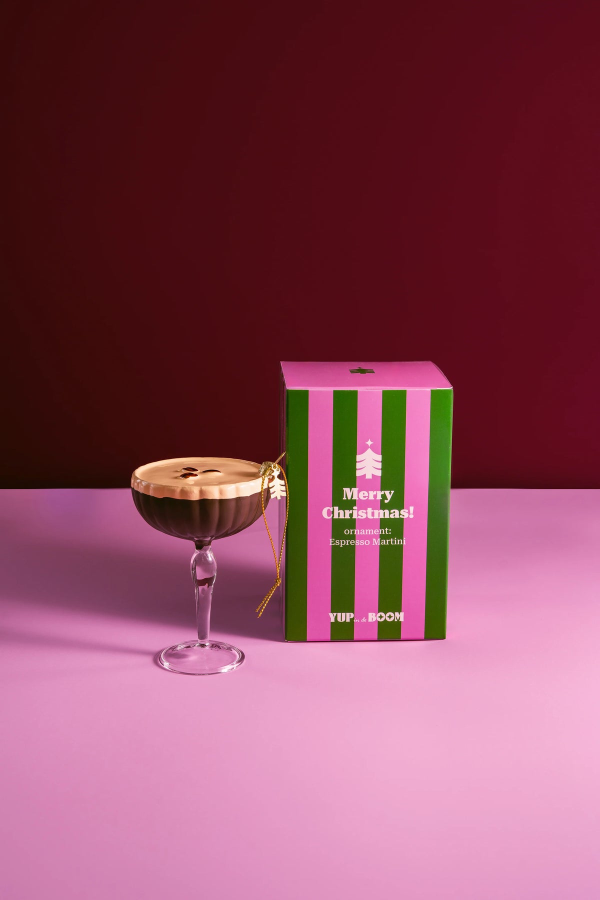 Espresso Martini Kerstornament - Yup in de boom
