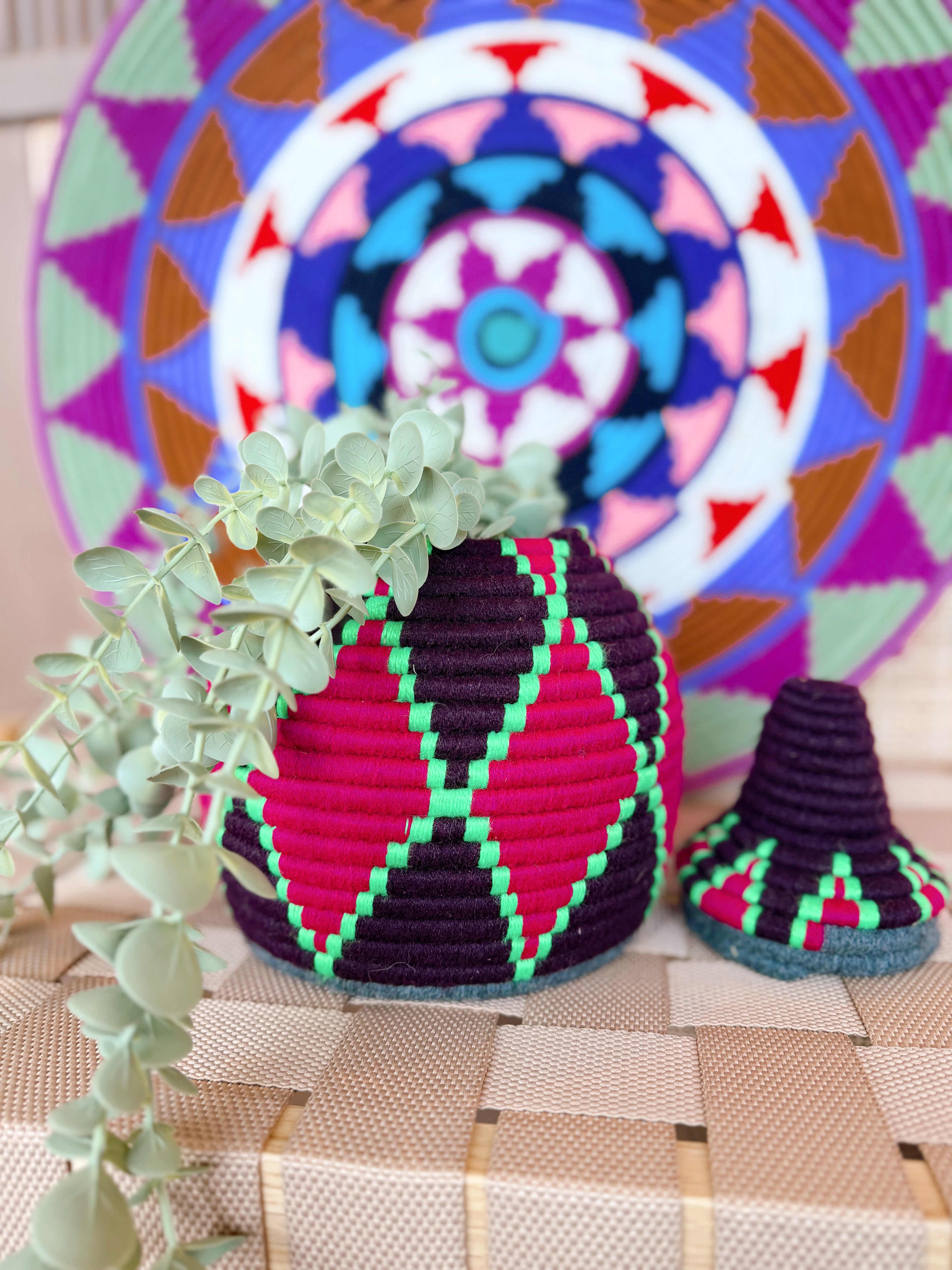 Handgeweven berber mand paars/roos/groen